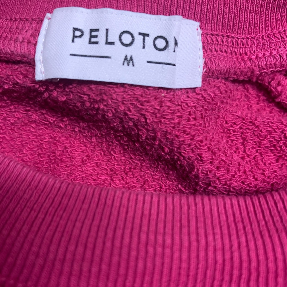 Peleton Raspberry Floral Sweatshirt Size M - Picture 2 of 4